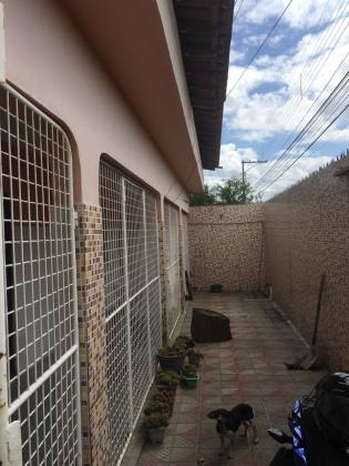 Casa No Tancredo Neves II.