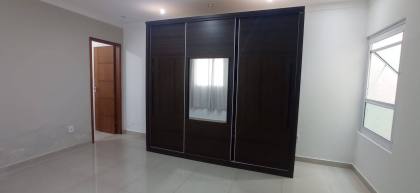 CASA NO BAIRRO GENERAL DUTRA