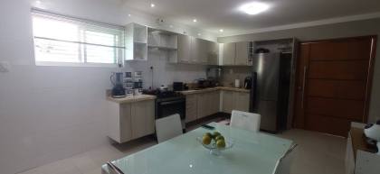 CASA NO BAIRRO GENERAL DUTRA