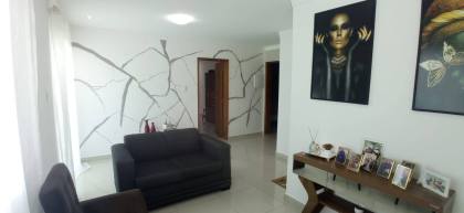 CASA NO BAIRRO GENERAL DUTRA