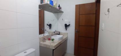 CASA NO BAIRRO GENERAL DUTRA