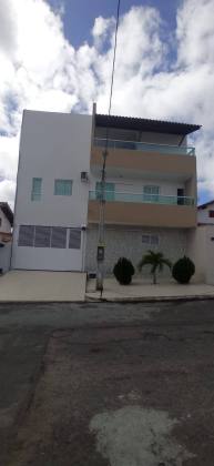 CASA NO BAIRRO GENERAL DUTRA
