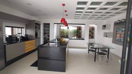 CASA NO ABEL BARBOSA