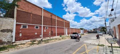 GALPÃO COMERCIAL NO PERPÉTUO SOCORRO (Antiga garagem da Bonfim)