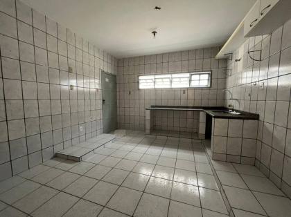 CASA NO AMAURY ALVES DE MENEZES (BNH)