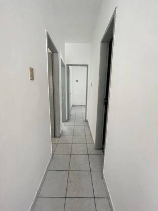 CASA NO AMAURY ALVES DE MENEZES (BNH)