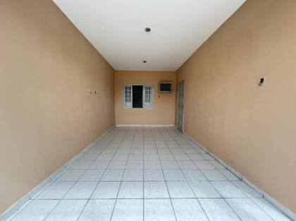 CASA NO AMAURY ALVES DE MENEZES (BNH)