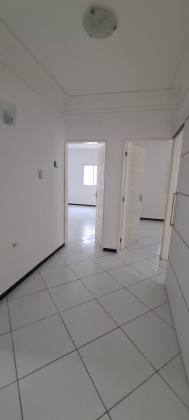 CASA NO CAMINHO DOS LAGOS