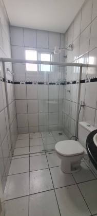 CASA NO CAMINHO DOS LAGOS