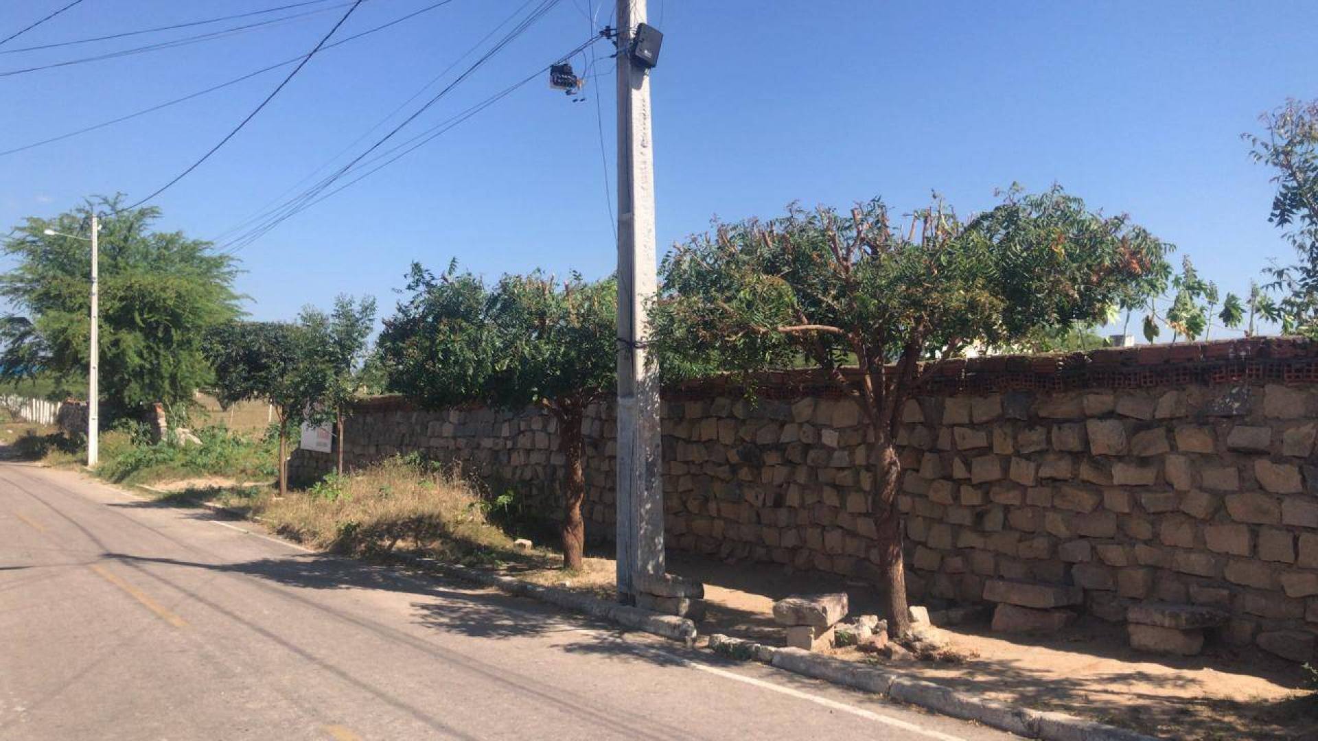 TERRENO NO JARDIM BAHIA