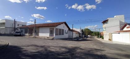 CASA NO GENERAL DUTRA (CHESF)