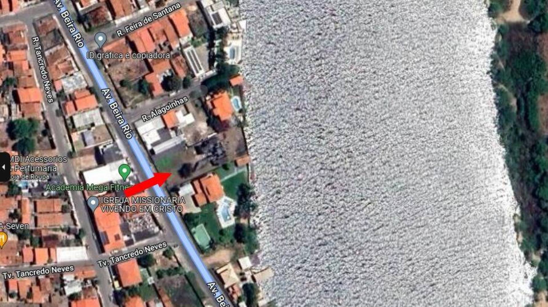 TERRENO NO JARDIM BAHIA