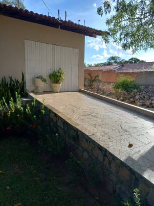 CASA NO BAIRRO GENERAL DULTRA