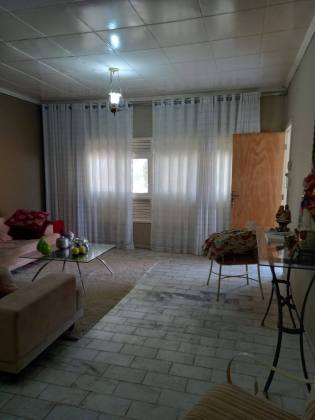 CASA NO BAIRRO GENERAL DULTRA