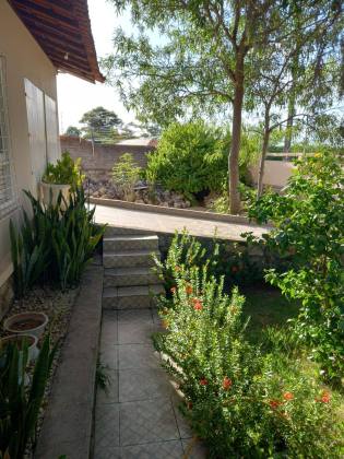 CASA NO BAIRRO GENERAL DULTRA