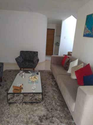 CASA NO PARAISO DAS ÁGUAS