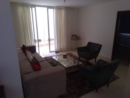 CASA NO PARAISO DAS ÁGUAS