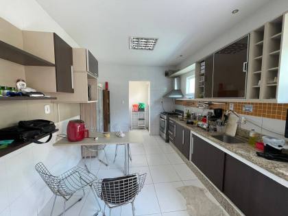 Casa na Av. Antônio Carlos Magalhães