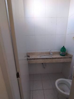 SALA COMERCIAL 1º ANDAR NO CENTRO