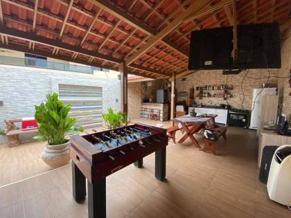 CASA NO JARDIM BAHIA