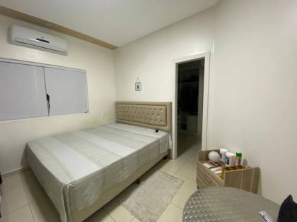 CASA NO JARDIM BAHIA