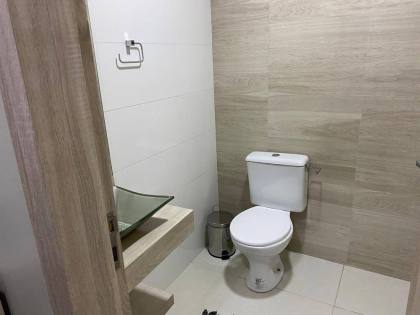 CASA NO JARDIM BAHIA