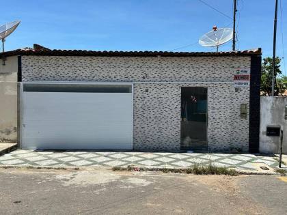 CASA NO JARDIM BAHIA