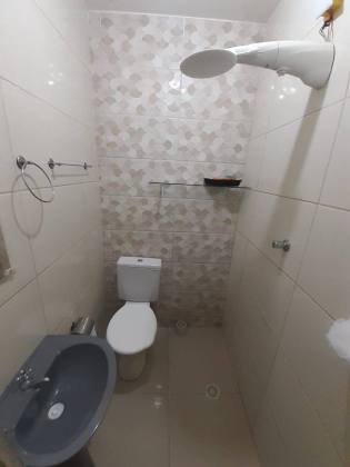 CASA NO JARDIM BAHIA