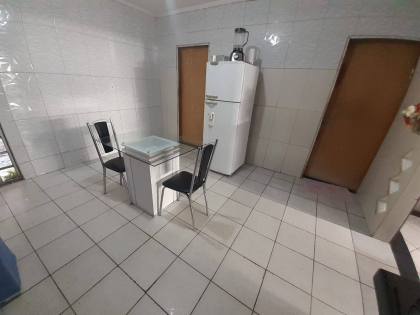 CASA NO JARDIM BAHIA