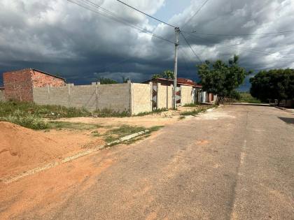 TERRENO NO TANCREDO NEVES III