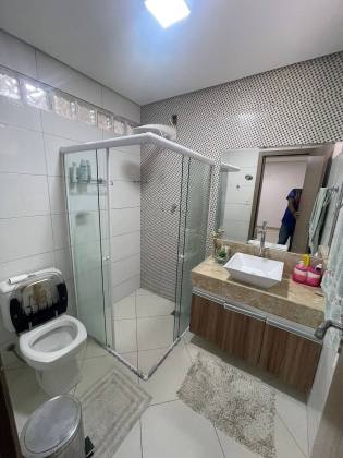 CASA NO JARDIM BAHIA