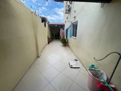 CASA NO JARDIM BAHIA