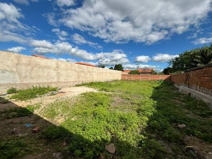 TERRENO NO TANCREDO NEVES