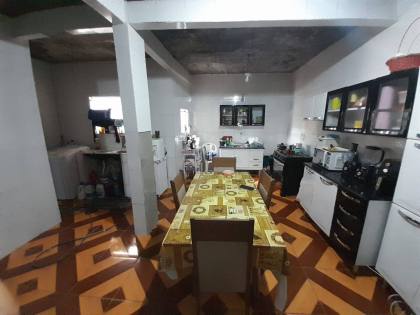 CASA À VENDA NO CENTRO