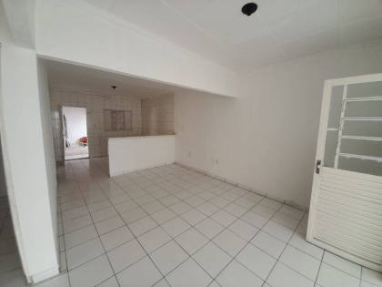 CASA À VENDA NO CENTRO