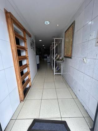 PONTO COMERCIAL COM KITNET NO CENTRO PARA VENDA