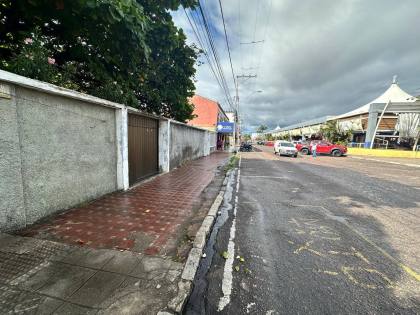 OPORTUNIDADE ÚNICA NO CENTRO DA CIDADE