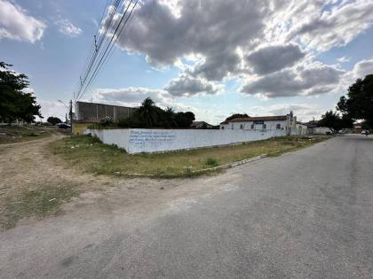 TERRENO À VENDA NA BA 210