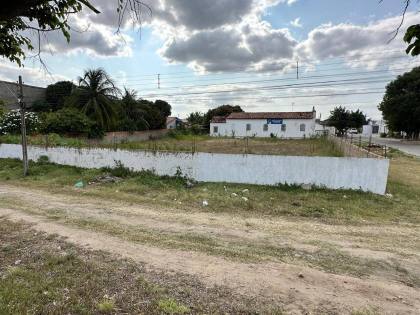 TERRENO À VENDA NA BA 210