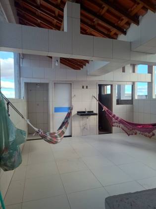 APARTAMENTO INACABADO NO CENTRO PARA VENDA