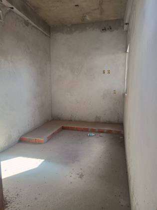 APARTAMENTO INACABADO NO CENTRO PARA VENDA