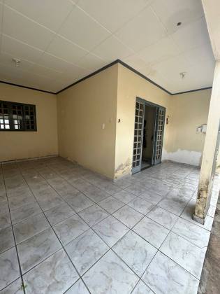 CASA À VENDA NO ALVES DE SOUZA