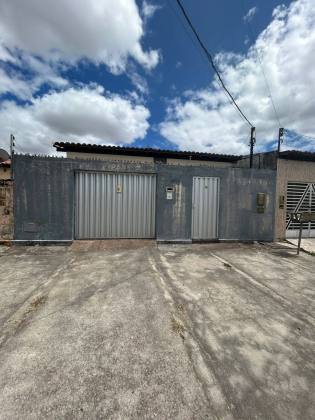 CASA À VENDA NO ALVES DE SOUZA