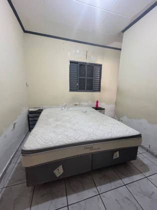 CASA À VENDA NO ALVES DE SOUZA