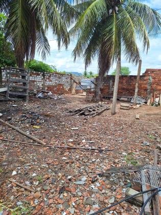 CASA À VENDA NA BARROCA