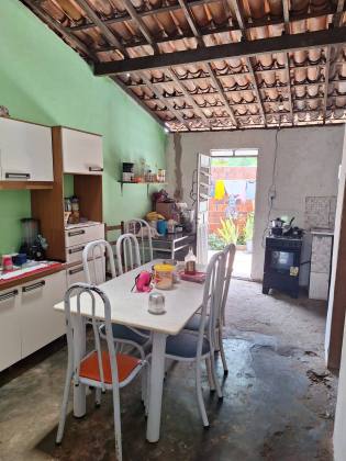 CASA À VENDA NA BARROCA