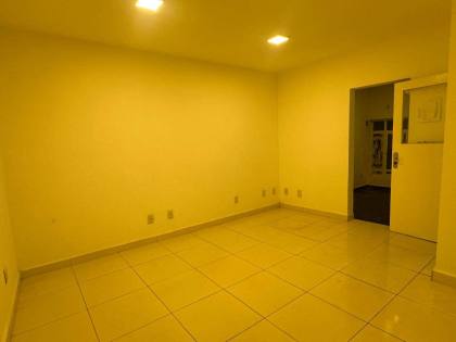 PRÉDIO COMERCIAL À VENDA NO CENTRO