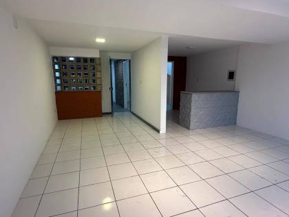 PRÉDIO COMERCIAL À VENDA NO CENTRO