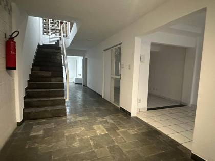 PRÉDIO COMERCIAL À VENDA NO CENTRO