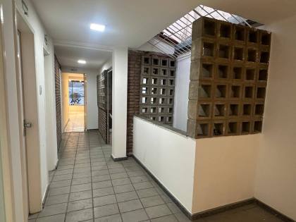 PRÉDIO COMERCIAL À VENDA NO CENTRO